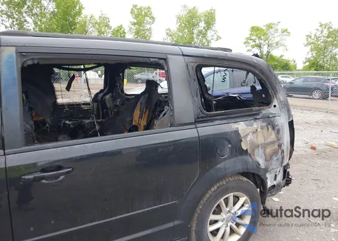 2015 Dodge Grand Caravan Sxt z USA, uszkodzony, nr VIN 2C4RDGCG7FR607394